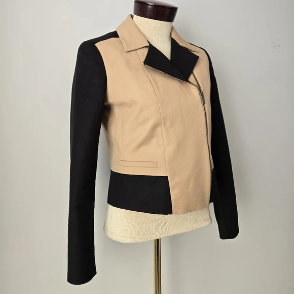 BANANA REPUBLIC black/ beige lightweight cropped jacket. Size 6P - Picture 2 of 11